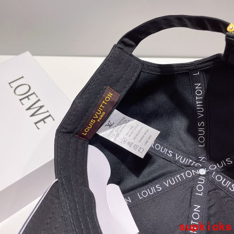 Louis Vuitton Luxury Cap