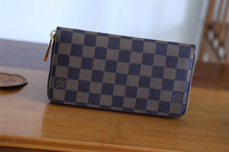 I W Fashion Lu-Vi bags - 9340