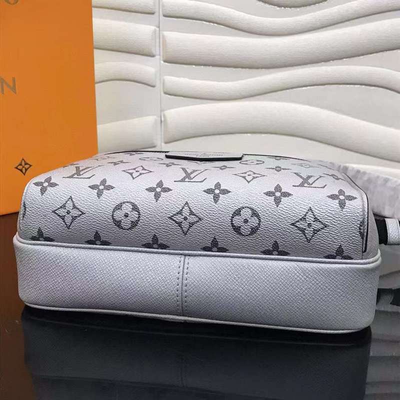 LOV2 Bags - Luxurious Bags  590