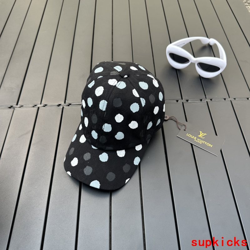Louis Vuitton Luxury Cap