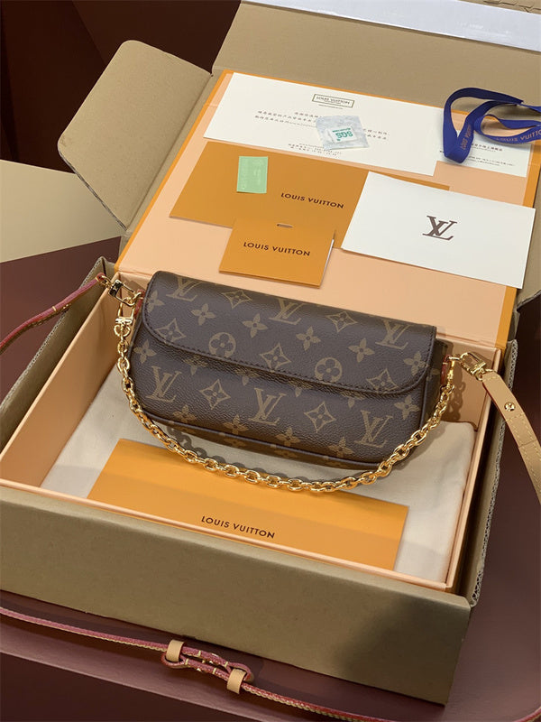 PHA - LOV Bags - 090