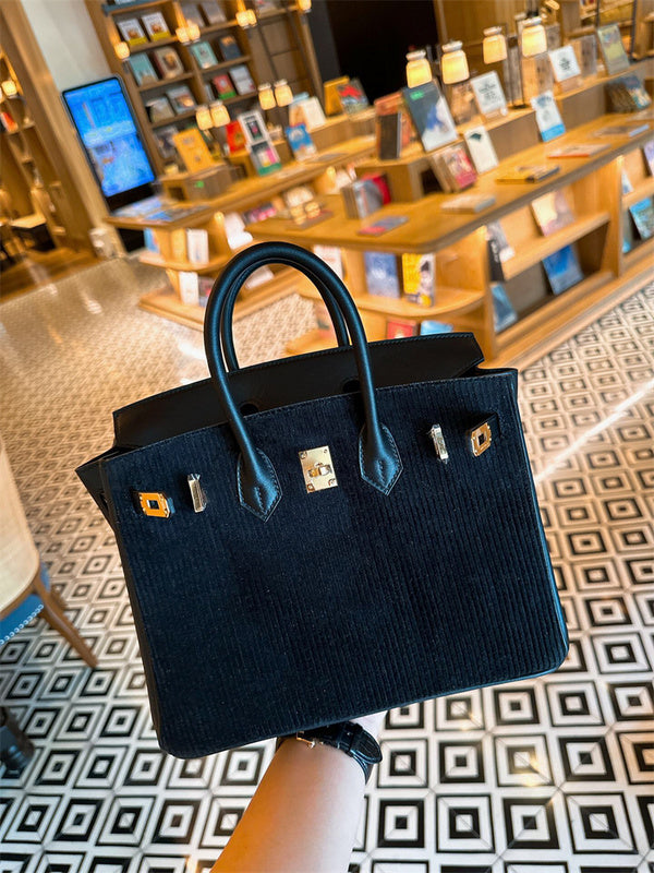 PHA - HMS Bags - 630