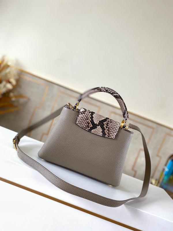 I W Fashion Lu-Vi bags - 17343