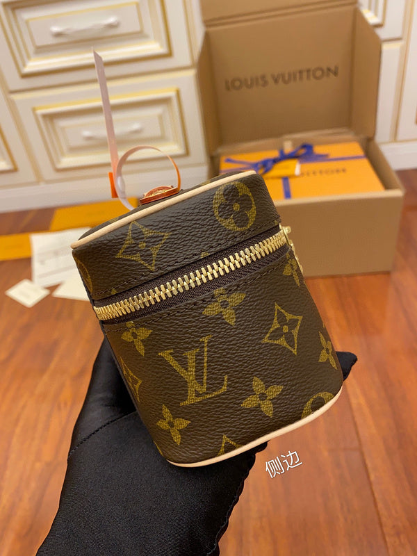 I W Fashion Lu-Vi bags - 17229