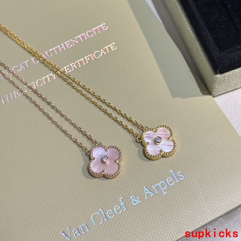 Van Cleef & Arples Jewelry