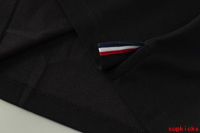 Moncler Luxury Cloth