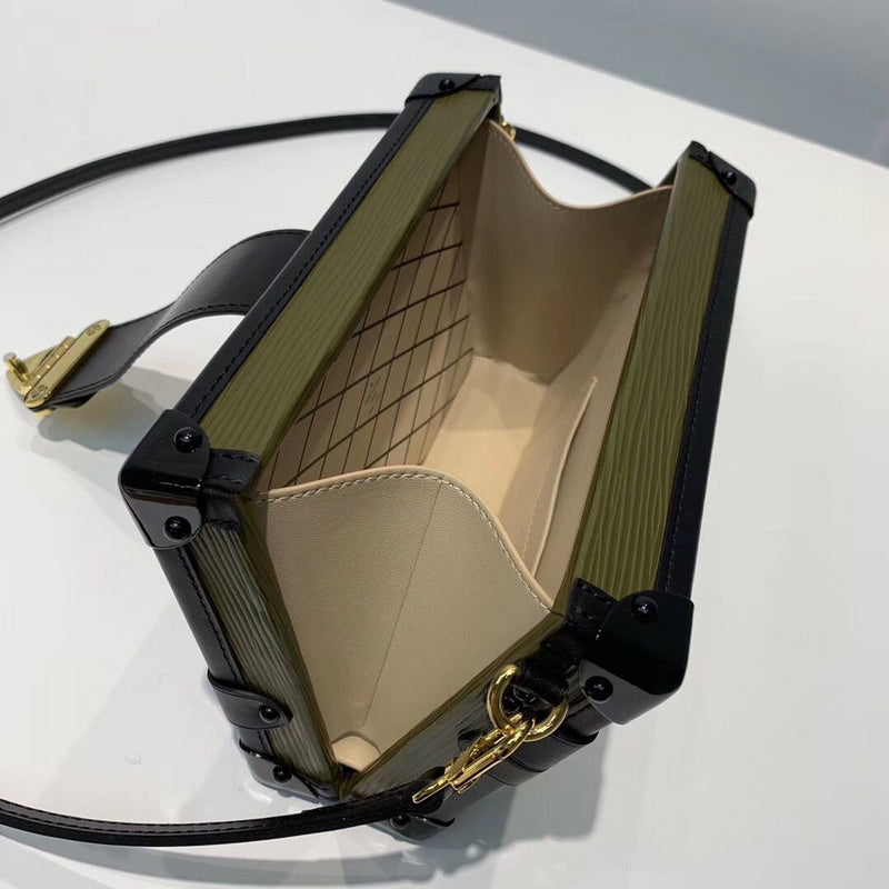 I W Fashion Lu-Vi bags - 17855