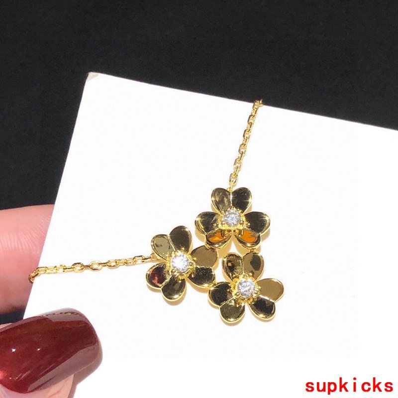 Van Cleef & Arples Jewelry