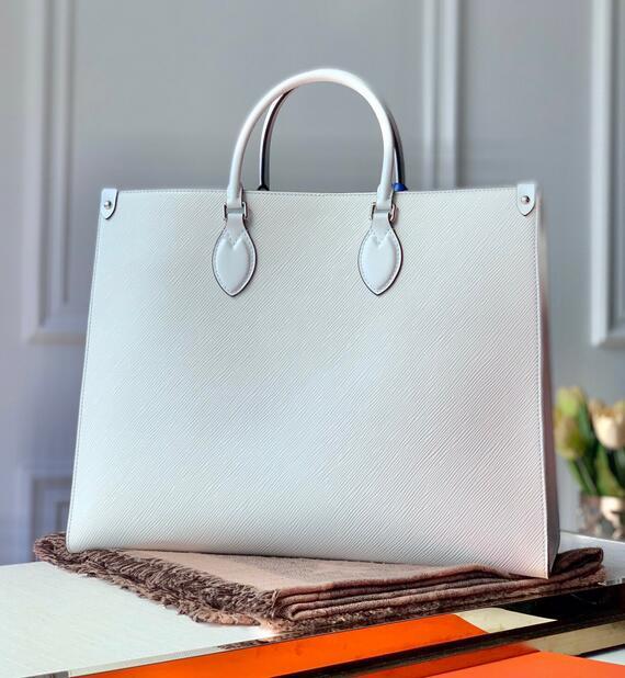 Chloe’s Picks - LOV Bags - 3152