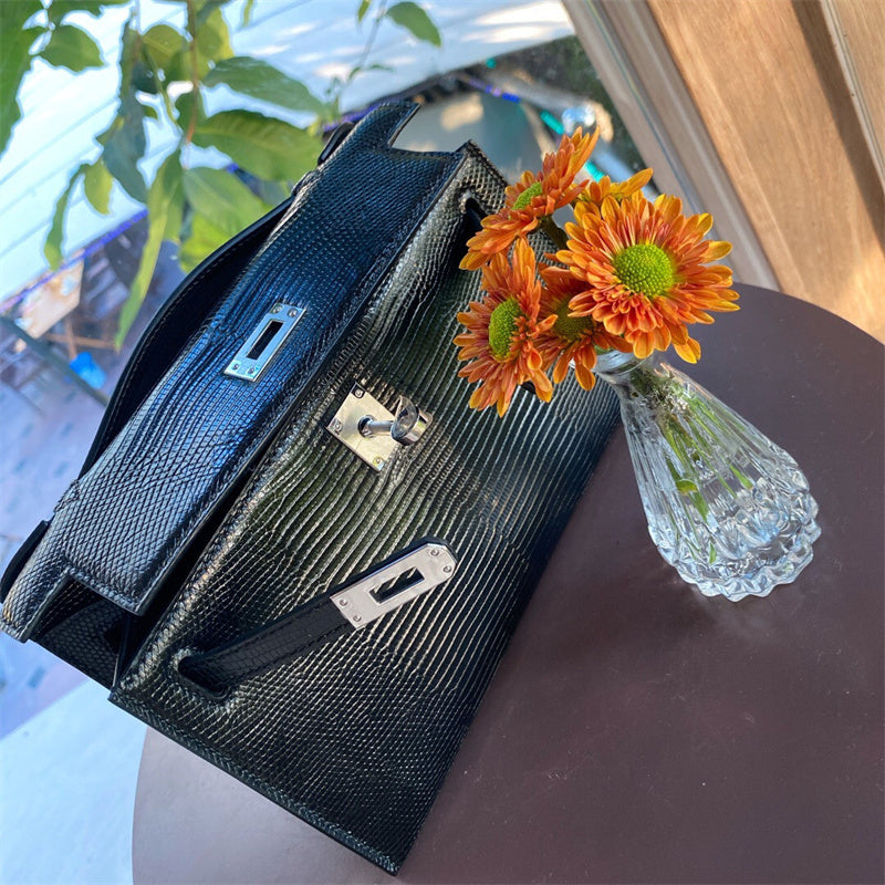 PHA - HMS Bags - 877