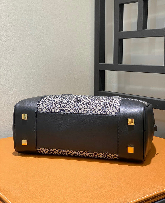 PHA - LWO Bags - 131
