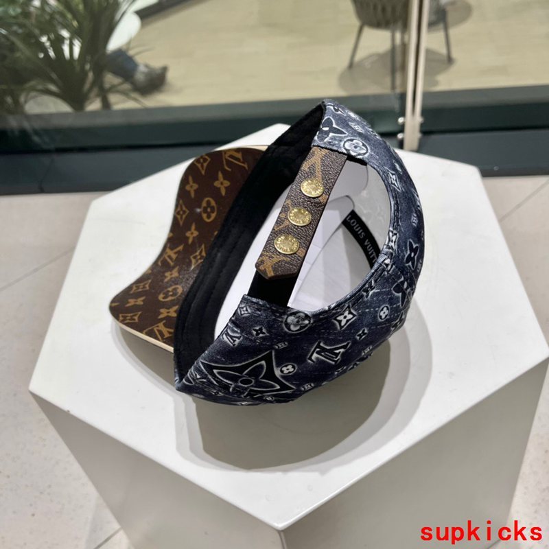 Louis Vuitton Luxury Cap