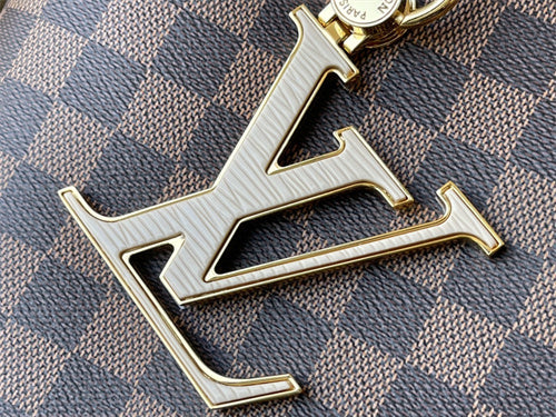 PHA - LOV Bags - 018