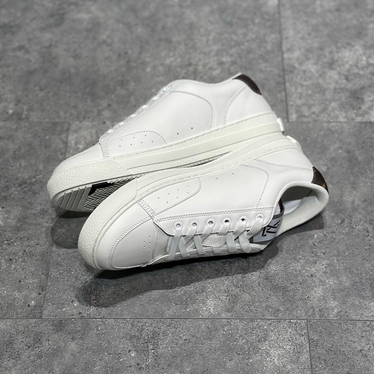 LOU TRAINERS