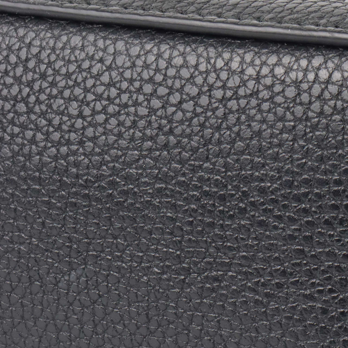 Gucci Zumi Black Shoulder Bag.
