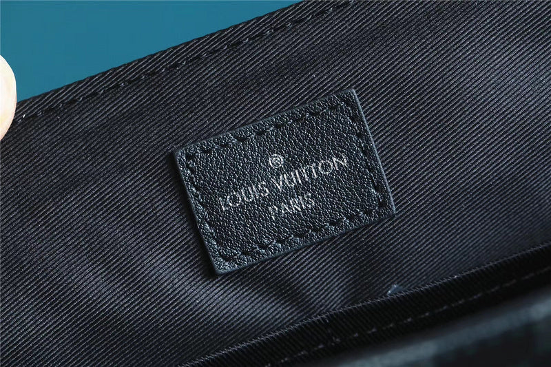 I W Fashion Lu-Vi bags - 10322