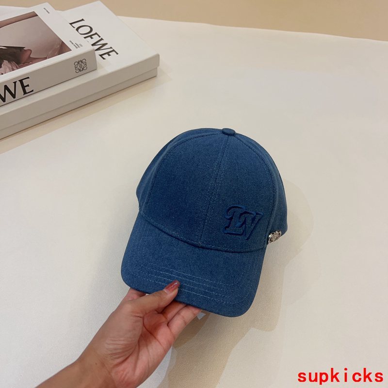 Louis Vuitton Luxury Cap