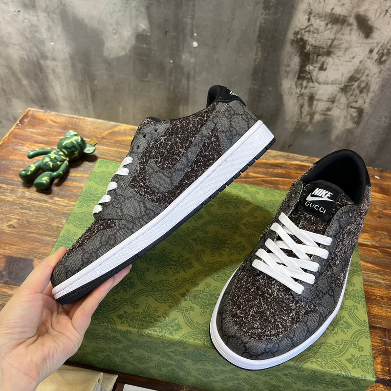 Gucci Luxury Shoes
