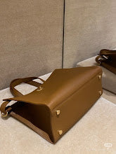 new-luxury-designer-bags-nm5605