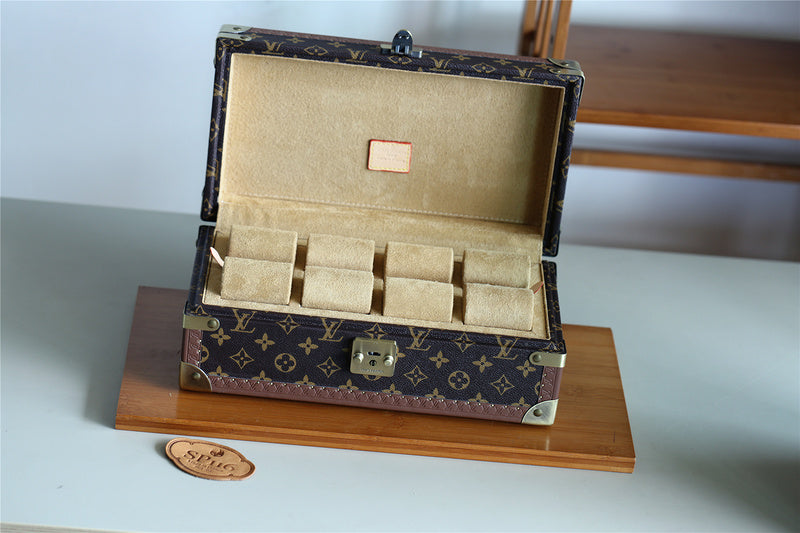 I W Fashion Lu-Vi bags - 11336