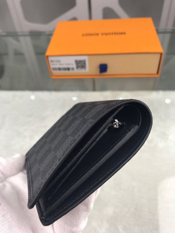 I W Fashion Lu-Vi bags - 17450