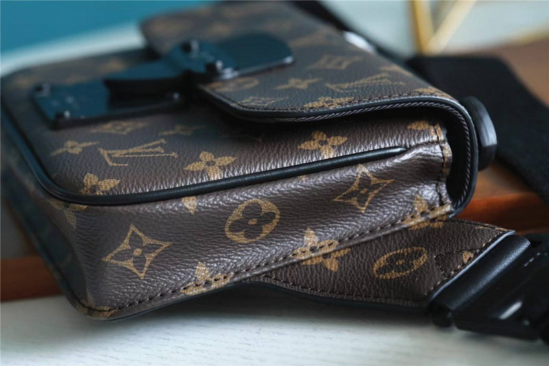 I W Fashion Lu-Vi bags - 10101