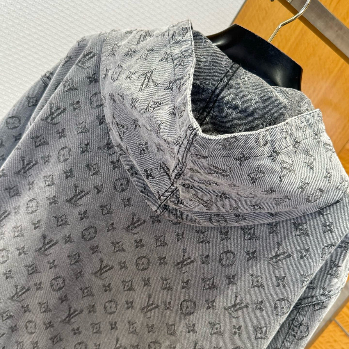 LOU DENIM JACKET