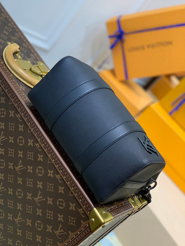 I W Fashion Lu-Vi bags - 17043