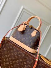 new-luxury-designer-bags-nm1650