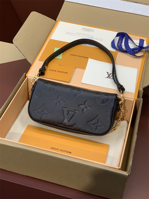 PHA - LOV Bags - 090