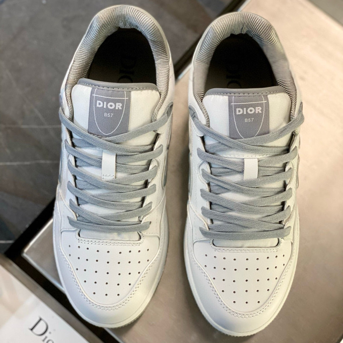 CD B57 SNEAKER