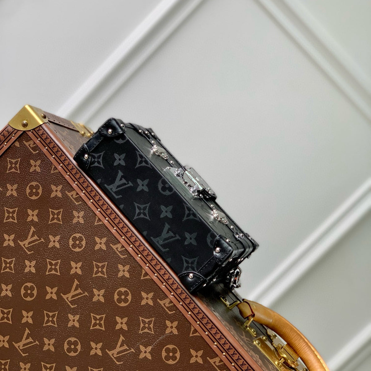 LOU PETITE MALLE BAG