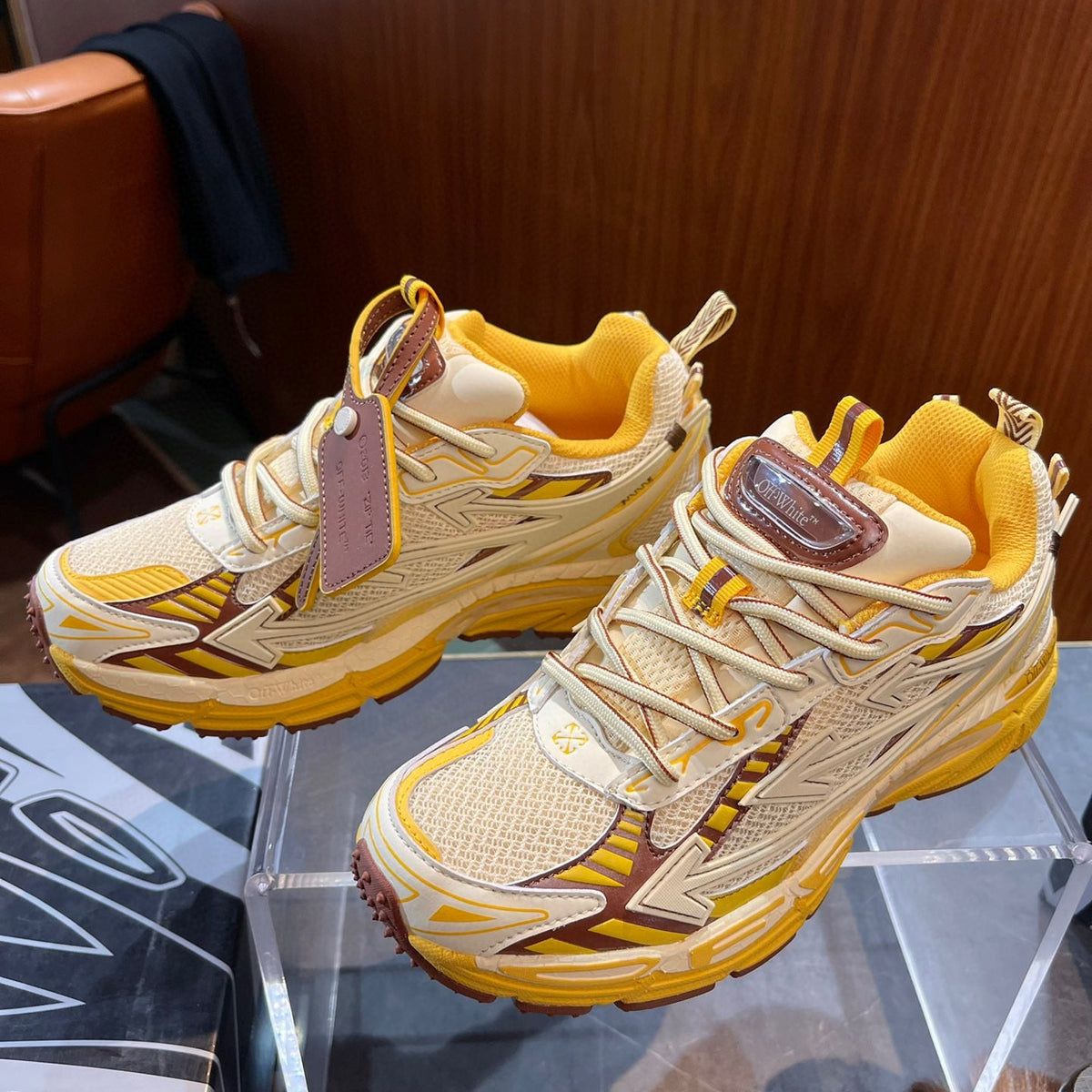 OFF W x VIRGIL ABLOH TRAINERS