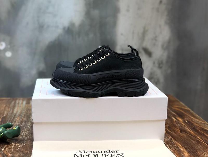 Chloe’s Picks - AQ Men SHoes - 407