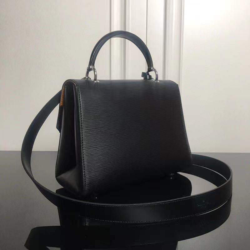 LOV2 Bags - Luxurious Bags  637