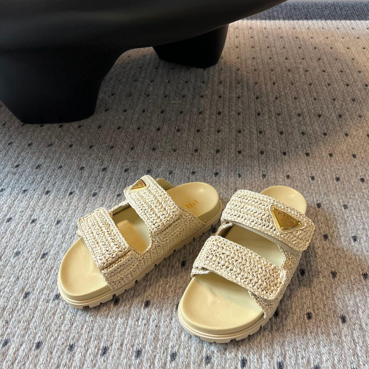 PD SANDALS
