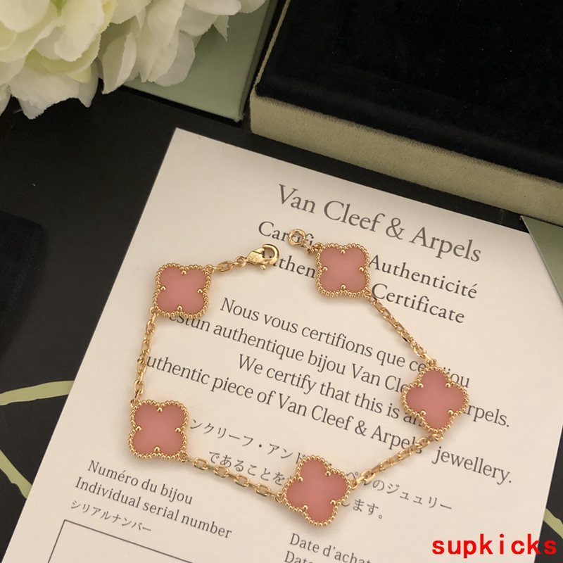 Van Cleef & Arples Jewelry
