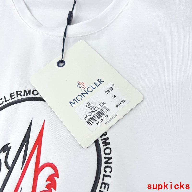 Moncler Luxury Cloth