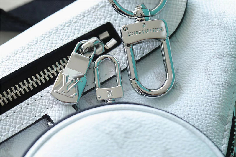 I W Fashion Lu-Vi bags - 9947