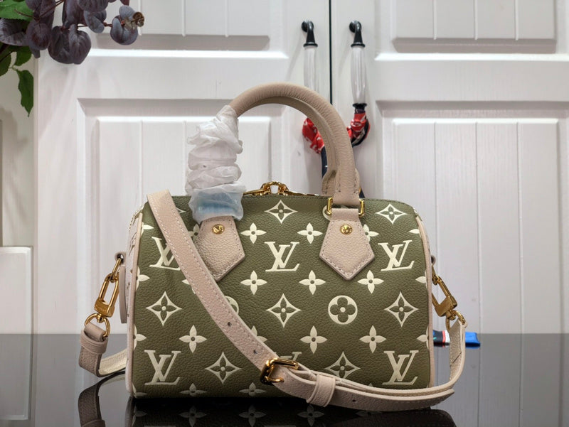 I W Fashion Lu-Vi Bags - 16909