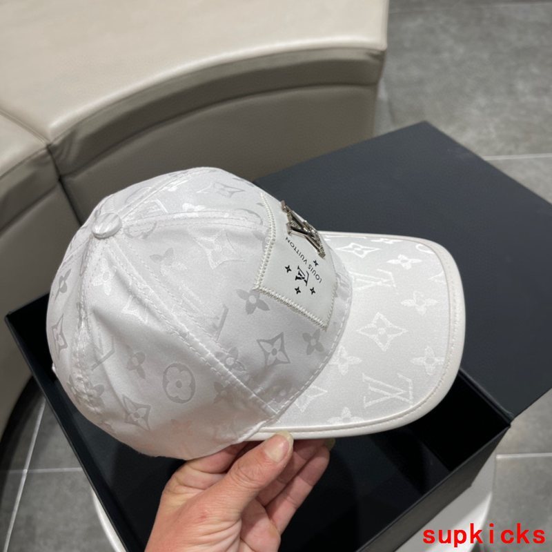 Louis Vuitton Luxury Cap