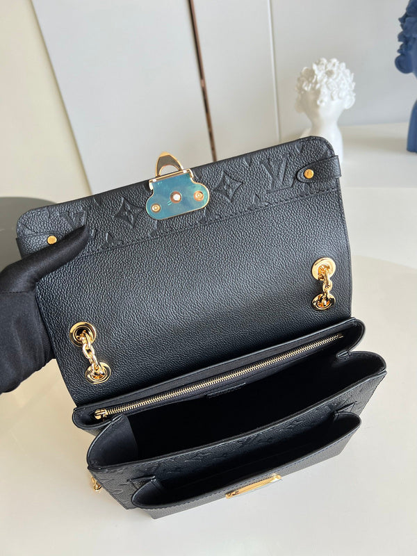 I W Fashion Lu-Vi Bags - 16786
