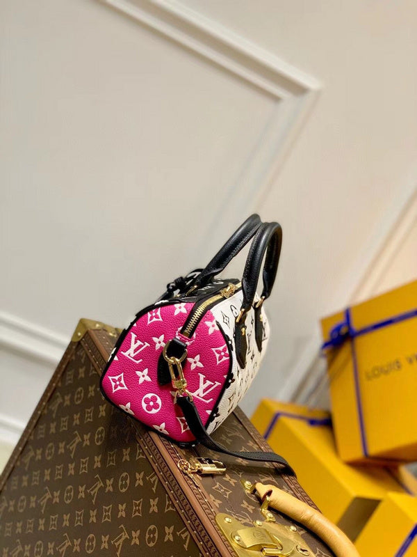 I W Fashion Lu-Vi Bags - 16889