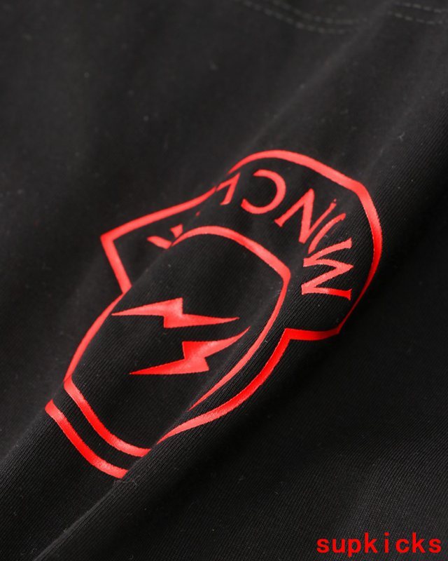Moncler Luxury Cloth