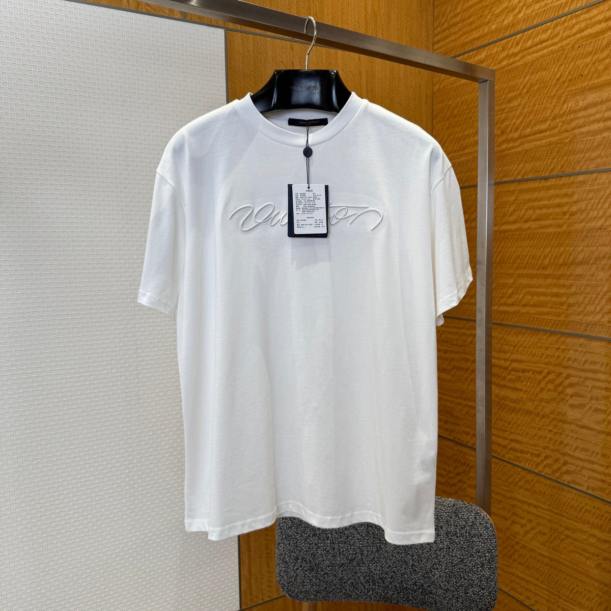 LOU T-SHIRT