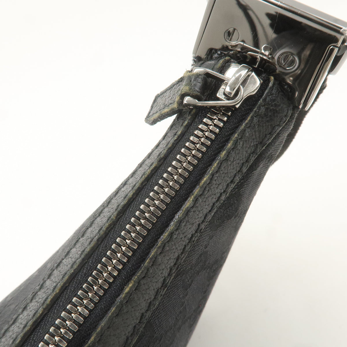 GUCCI GG Canvas Leather Shoulder Bag Cross Body Black 122790