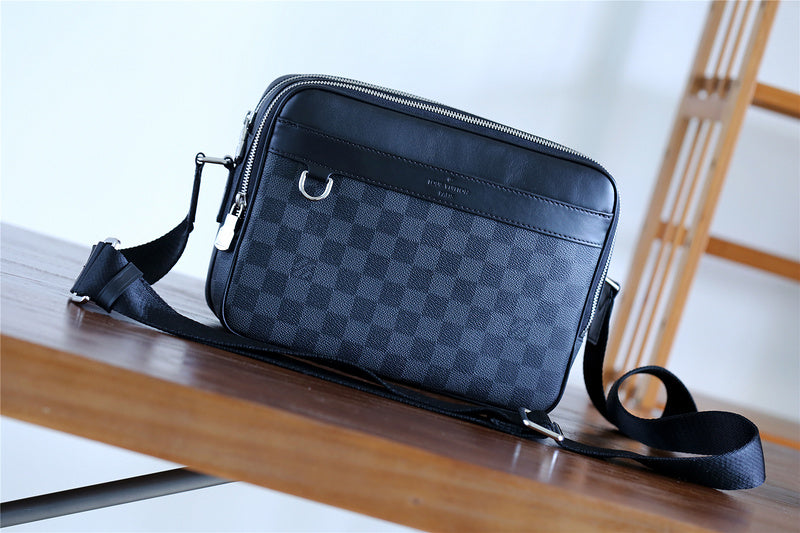 I W Fashion Lu-Vi bags - 10075