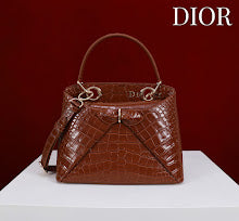 new-luxury-designer-bags-nm7394
