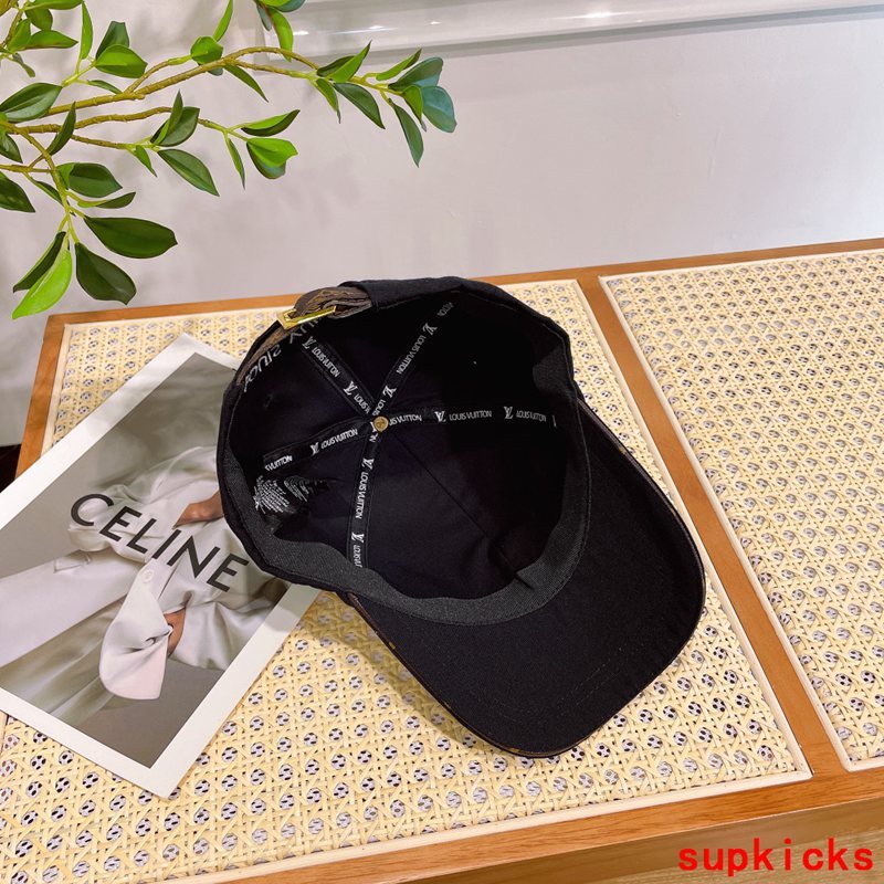 Louis Vuitton Luxury Cap