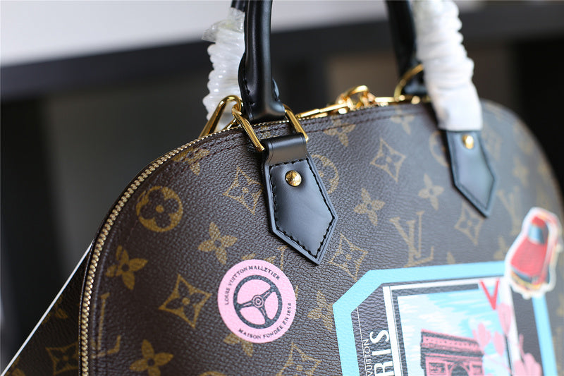 I W Fashion Lu-Vi bags - 8261